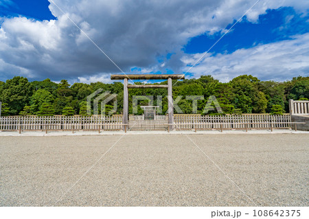 奈良県橿原市 初代神武天皇 畝傍山東北陵 奈良県橿原市 初代神武天皇 畝傍山東北陵 108642375