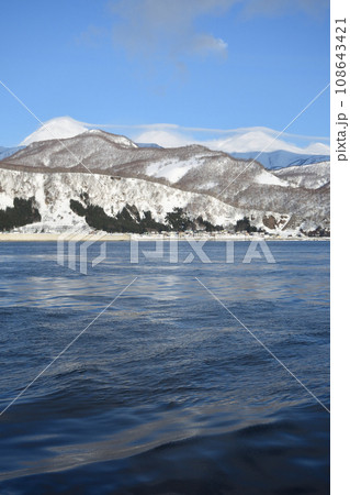 羅臼、知床半島、北海道 羅臼、知床半島、北海道 108643421