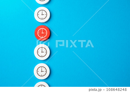 An important point in the schedule. Get off schedule. Failure to meet the deadline. Take a break. Stop the routine. Being stopped. Failing to meet deadlines 108648248