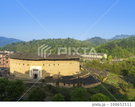 中国・龍岩市永定県 福建土楼 環興楼 / Huanxing Lou, Longyan, China 108652511