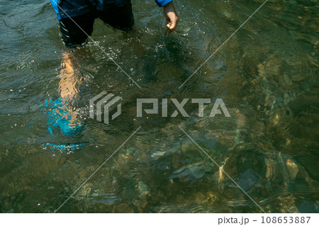 play in the river 108653887