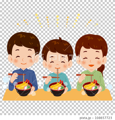 A family eating shrimp tempura soba 108657723