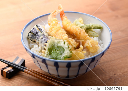 天丼 天ぷらどんぶり 天丼 天ぷらどんぶり 108657914