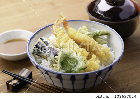 天丼 天ぷらどんぶり 108657924
