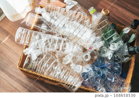 空のペットボトル 空のペットボトル 108658530