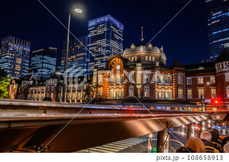 東京、夜のはとバスツアー	 108658913