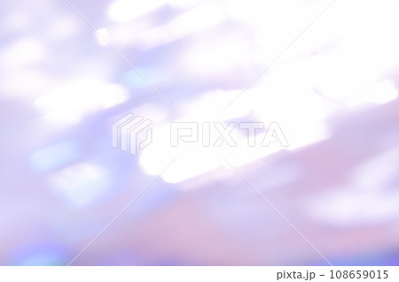 ヴァイオレット系ミックスカラー流れるキラキライメージ　(背景素材) 108659015