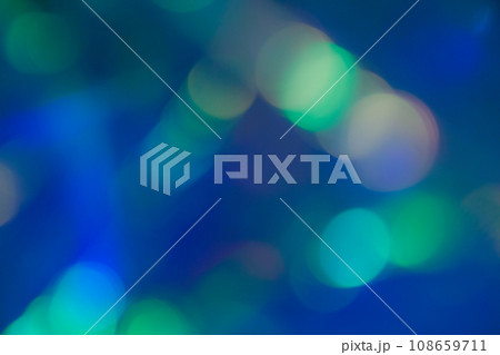 ブルー系ミックスカラー玉ボケイメージ　(背景素材) 108659711