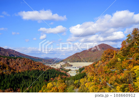 2023年11月成瀬ダム工事現場を望む　赤滝大橋より　秋田県 108660912