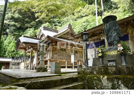 第27番札所 竹林山 地蔵院 神峯寺(仁王門)　【高知県安芸郡安田町】 108661171