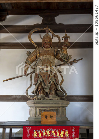 多聞天(毘沙門天)像 萬福寺・天王殿 多聞天(毘沙門天)像 萬福寺・天王殿 108661427