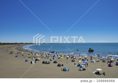 【神奈川県】夏の大磯海水浴場 108666066