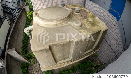 マンションの貯水槽（受水槽） 108666779
