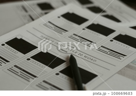 誌面のデザインレイアウトを考える 誌面のデザインレイアウトを考える 108669683