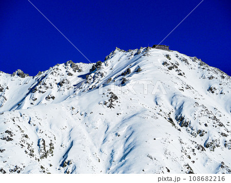 雪の立山 室堂 雪の立山 室堂 108682216