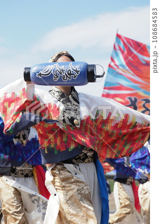 泉州よさこいええじゃないか祭りの一コマ 泉州よさこいええじゃないか祭りの一コマ 108684583