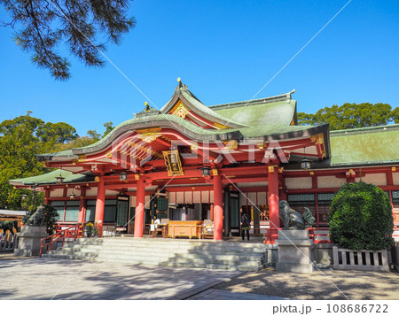 西宮神社　拝殿 108686722