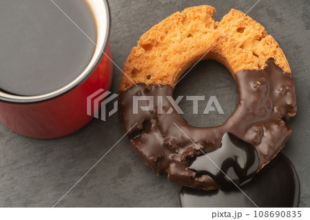 ドーナツオールドファッション コーヒー ドーナツオールドファッション コーヒー 108690835