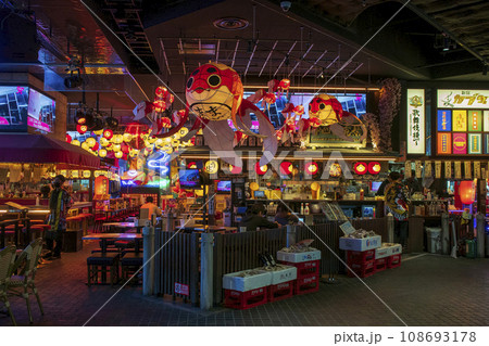 新宿 東急歌舞伎町タワー 2F飲食店街 新宿 東急歌舞伎町タワー 2F飲食店街 108693178