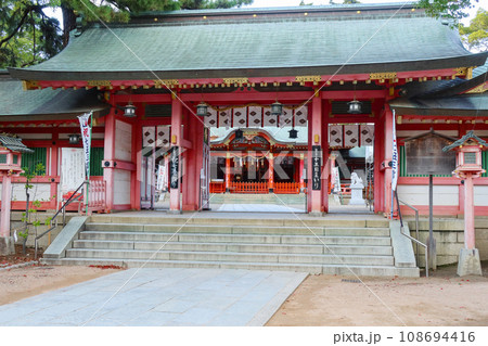 神戸市長田区の長田神社 108694416