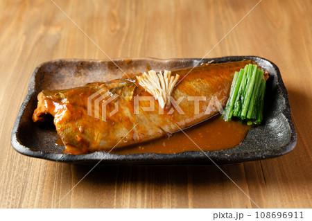 サバの味噌煮 108696911