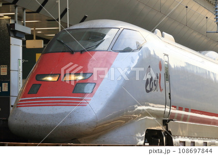 EAST-i イーストアイ East-i EAST-i イーストアイ East-i 108697844