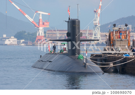 停泊する海上自衛隊練習潜水艦あさしお 停泊する海上自衛隊練習潜水艦あさしお 108698070
