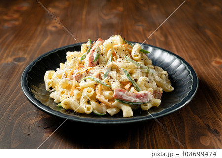 マカロニサラダ 108699474
