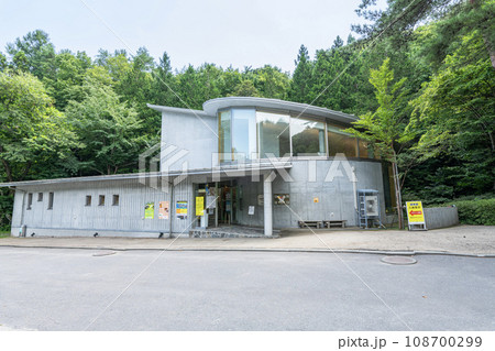 岩手県久慈市　晴天の久慈琥珀博物館 108700299