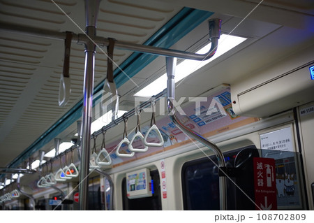 隧道 洞門 トンネル 108702809