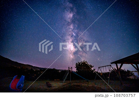 夏の天の川 108703757