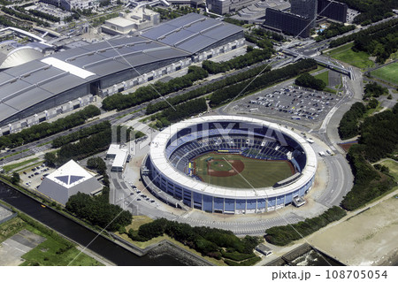 千葉マリンスタジアムを空撮 108705054