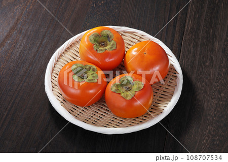 柿 和風イメージ 108707534