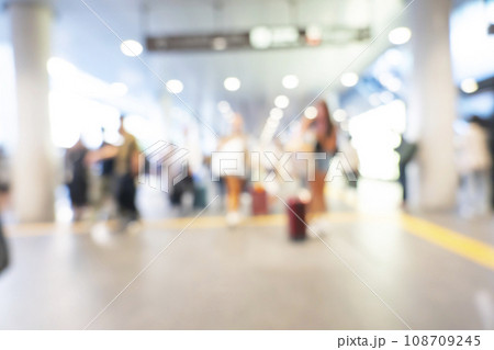 繁華街のボケ表現 108709245