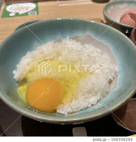 卵かけご飯 卵かけご飯 108709293