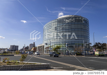 【愛知県】名鉄尾張瀬戸駅の横に立つパルティせと 108709578