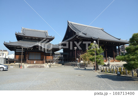 要法寺　開山堂と本堂　京都市左京区 108713400
