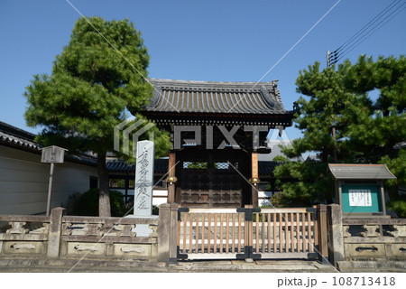 要法寺　山門　京都市左京区 108713418