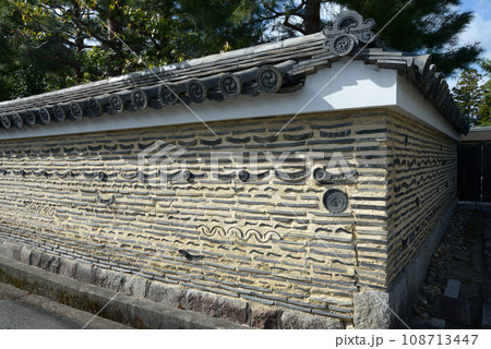 大徳寺　大光院の土塀　京都市北区紫野 108713447