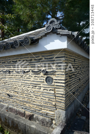 大徳寺　大光院の土塀　京都市北区紫野 108713448