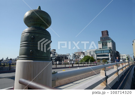 三条大橋 京都市東山区鴨川 三条大橋 京都市東山区鴨川 108714320