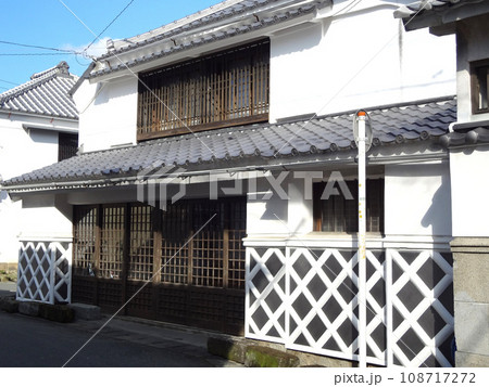 なまこ壁　家 108717272