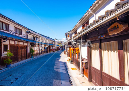 倉敷美観地区と白壁の町並み 108717754