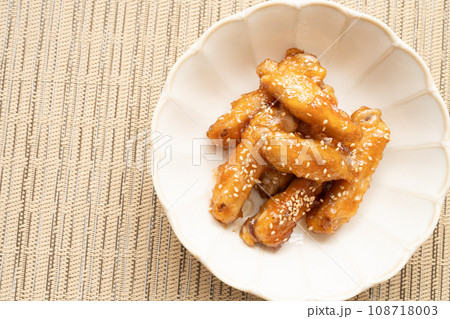 手作りの手羽中の甘辛煮 手作りの手羽中の甘辛煮 108718003