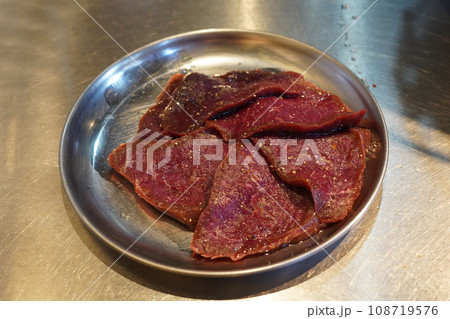 ジビエ エゾシカの芯玉 ジビエ エゾシカの芯玉 108719576