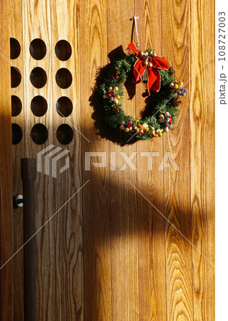 Christmas wreath / クリスマスリース，Xmas飾り付け 108727003