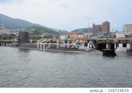 桟橋の海上自衛隊そうりゅう型潜水艦 桟橋の海上自衛隊そうりゅう型潜水艦 108729639