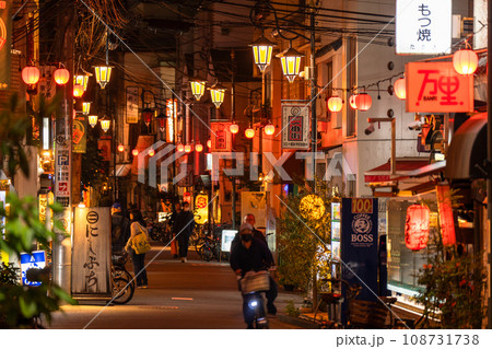 《東京都》昭和レトロな飲み屋街・阿佐ヶ谷一番街 《東京都》昭和レトロな飲み屋街・阿佐ヶ谷一番街 108731738