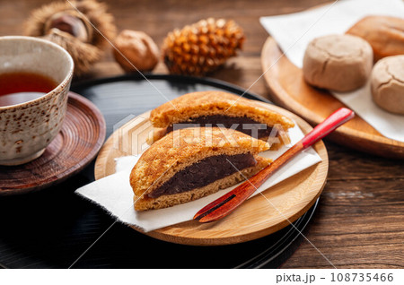 和菓子　どら焼き 108735466