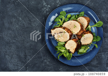 Grilled fish roe, caviar fried. 108740859